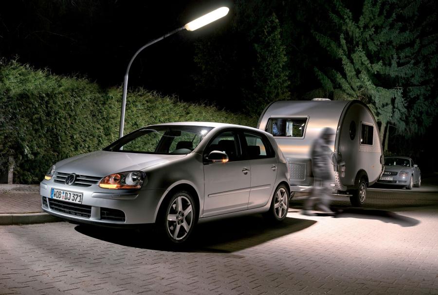  Volkswagen Golf 2004 года  (фото 63 из 170)